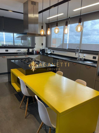 Imagem Casa com 4 Quartos à Venda, 509 m² em Belo Horizonte