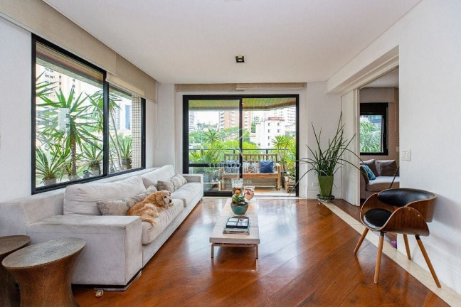Apartamento com 3 Quartos à Venda, 205 m² em Vila Mariana - São Paulo