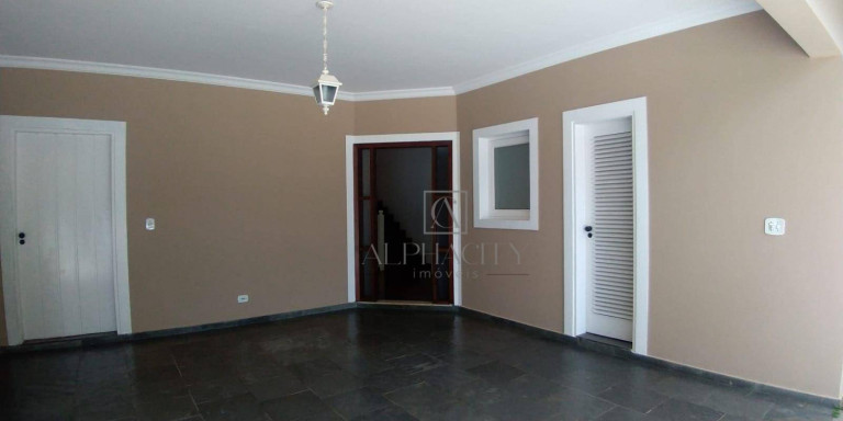 Imagem Casa com 4 Quartos à Venda, 290 m² em Residencial Cinco (alphaville) - Santana De Parnaíba Imagem Casa com 4 Quartos à Venda, 290 m² em Residencial Cinco (alphaville) - Santana De Parnaíba