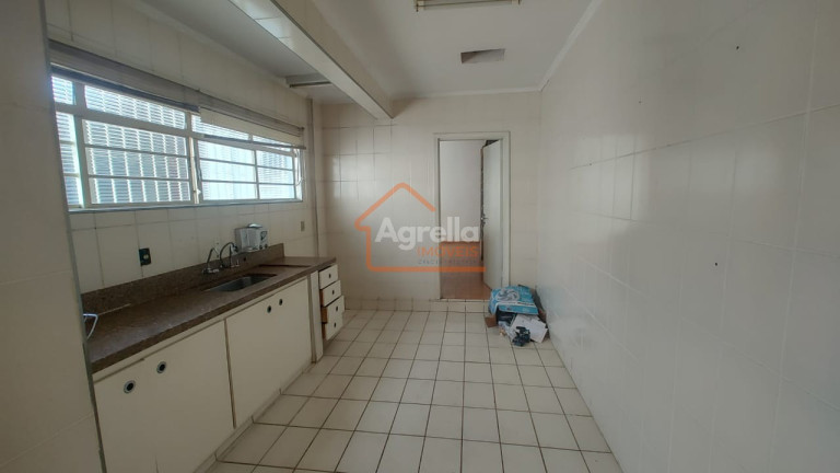 Imagem Casa com 3 Quartos à Venda, 300 m² em Jardim Longatto - Mogi Mirim