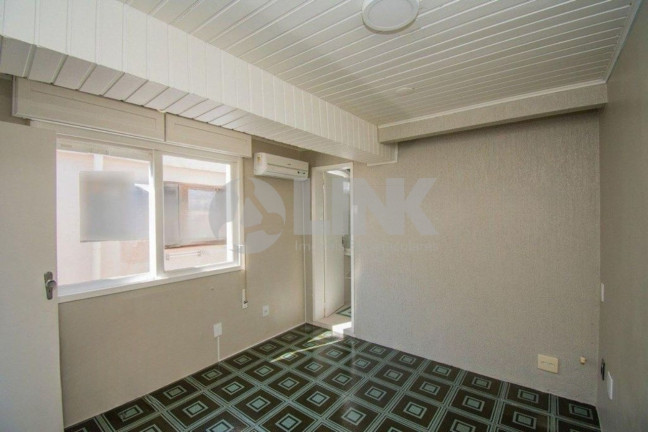 Imagem Imóvel com 3 Quartos à Venda, 92 m² em Petrópolis - Porto Alegre