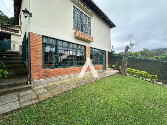Casa com 4 Quartos à Venda, 214 m² em Jardim Europa - Teresópolis