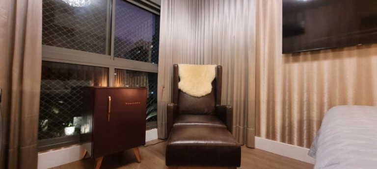 Imagem Apartamento com 3 Quartos à Venda, 139 m² em Centro - Florianópolis