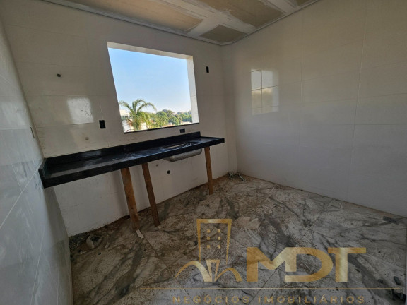 Imagem Imóvel com 2 Quartos à Venda, 100 m² em Rio Branco - Belo Horizonte