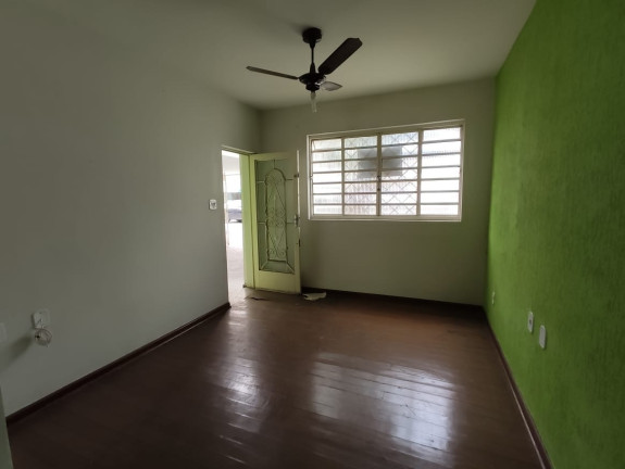 Imagem Casa com 2 Quartos à Venda, 180 m² em Centro - Taubaté Imagem Casa com 2 Quartos à Venda, 180 m² em Centro - Taubaté