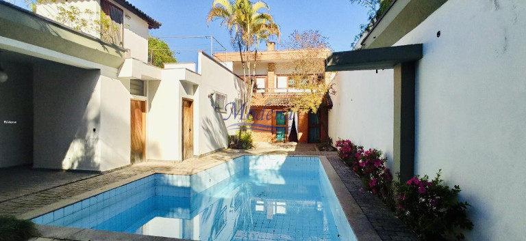 Casa com 3 Quartos à Venda, 460 m² em Jardim Luzitania - São Paulo