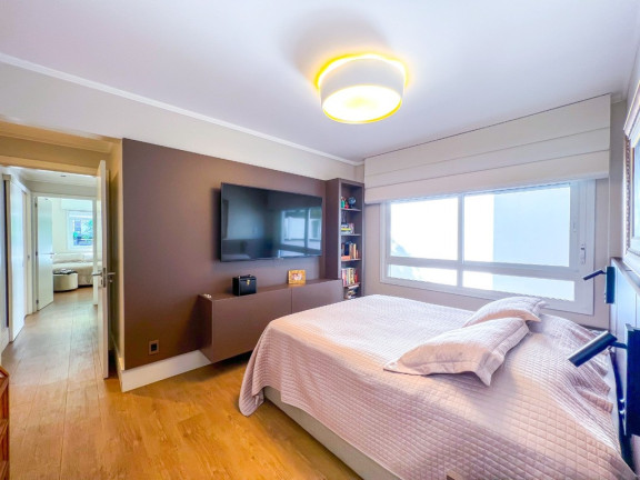 Imagem Apartamento com 3 Quartos à Venda, 170 m² em Petrópolis - Porto Alegre