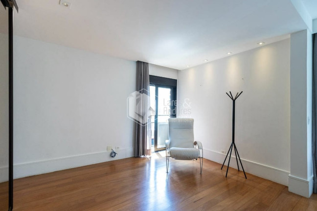 Imagem Apartamento com 2 Quartos à Venda, 171 m² em Moema - São Paulo Imagem Apartamento com 2 Quartos à Venda, 171 m² em Moema - São Paulo