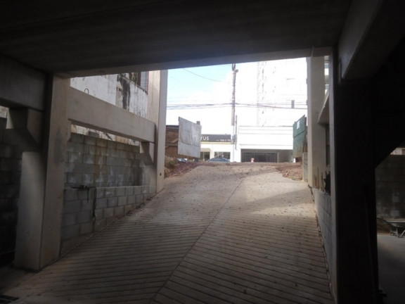 Imagem Ponto Comercial para Alugar, 1.650 m² em Centro - Jacareí Imagem Ponto Comercial para Alugar, 1.650 m² em Centro - Jacareí