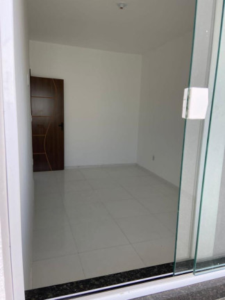 Imagem Casa com 2 Quartos à Venda, 90 m² em Arembepe - Camaçari