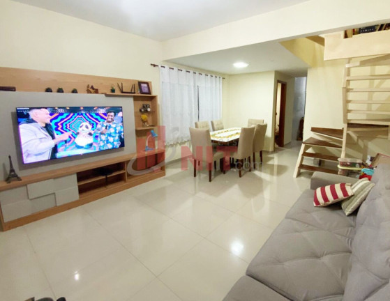 Imagem Casa com 4 Quartos à Venda, 230 m² em Itaipu - Niterói