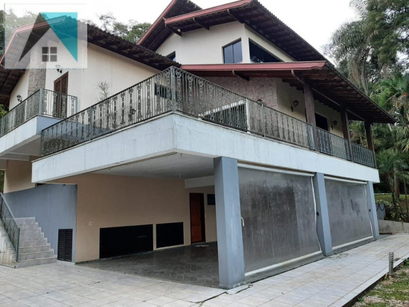 Imagem Casa com 4 Quartos para Alugar, em Alpes Dos Araçás (jordanésia) - Cajamar Imagem Casa com 4 Quartos para Alugar, em Alpes Dos Araçás (jordanésia) - Cajamar