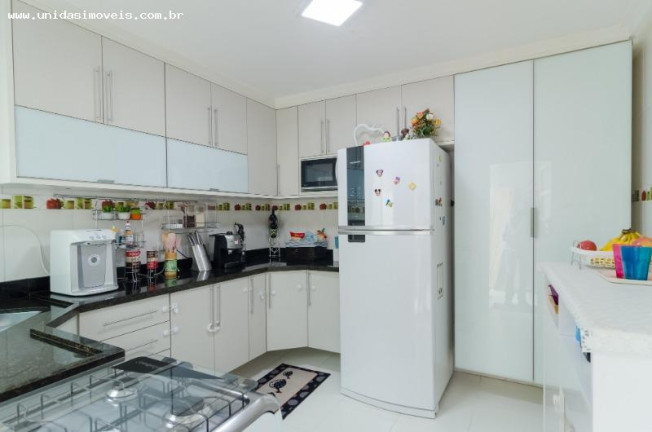 Imagem Casa com 3 Quartos à Venda, 120 m² em Vila Santa Catarina - São Paulo
