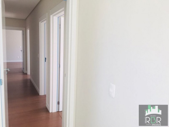 Imagem Casa com 4 Quartos à Venda, 213 m² em Caxias Do Sul