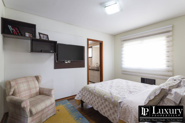 Imagem Apartamento com 2 Quartos à Venda, 137 m² em Pinheiros - São Paulo Imagem Apartamento com 2 Quartos à Venda, 137 m² em Pinheiros - São Paulo
