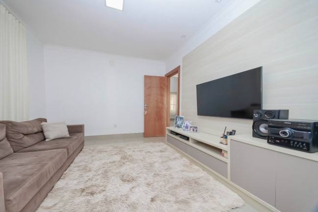 Imagem Casa de Condomínio com 5 Quartos à Venda, 403 m² em Jardins Lisboa - Goiânia