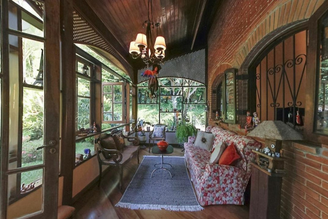 Imagem Casa com 4 Quartos para Alugar, 451 m² em Pousada Dos Bandeirantes - Carapicuíba Imagem Casa com 4 Quartos para Alugar, 451 m² em Pousada Dos Bandeirantes - Carapicuíba