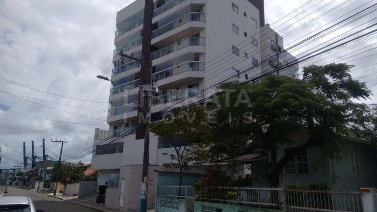 Apartamento com 2 Quartos à Venda, 81 m² em Centro - Navegantes