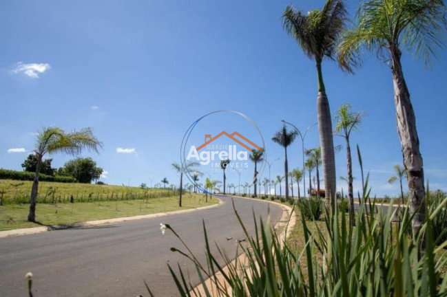 Imagem Imóvel à Venda, 374 m² em Flor D'aldeia - Mogi Mirim Imagem Imóvel à Venda, 374 m² em Flor D'aldeia - Mogi Mirim