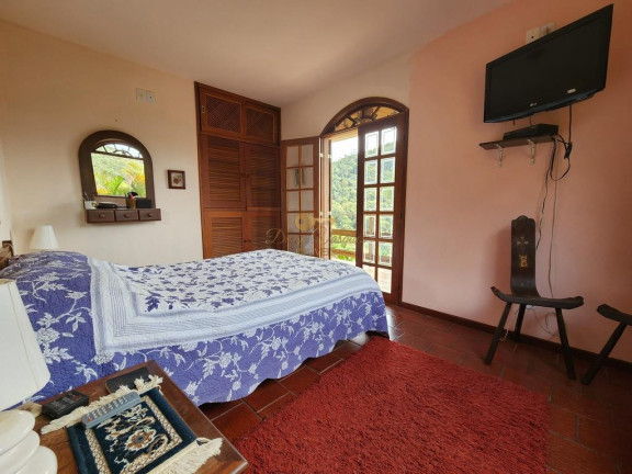 Imagem Casa com 2 Quartos à Venda, 1.204 m² em Albuquerque - Teresópolis