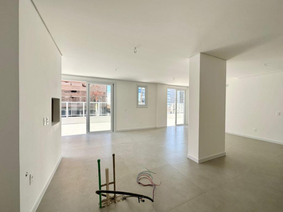 Casa com 4 Quartos à Venda, 246 m² em Navegantes - Capao Da Canoa