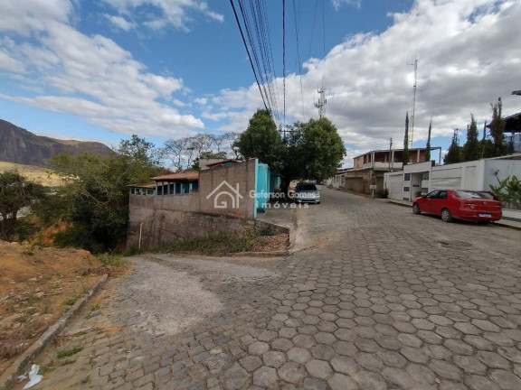 Imagem Casa com 3 Quartos à Venda, 208 m² em Centro - Mantena Imagem Casa com 3 Quartos à Venda, 208 m² em Centro - Mantena