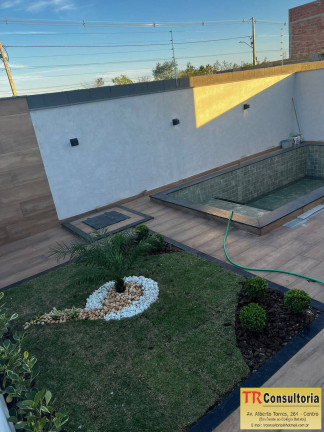 Imagem Casa com 3 Quartos à Venda, 167 m² em Campos Dos Goytacazes Imagem Casa com 3 Quartos à Venda, 167 m² em Campos Dos Goytacazes