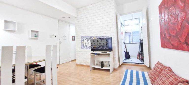Imagem Apartamento com 1 Quarto à Venda, 50 m² em Copacabana - Rio De Janeiro Imagem Apartamento com 1 Quarto à Venda, 50 m² em Copacabana - Rio De Janeiro