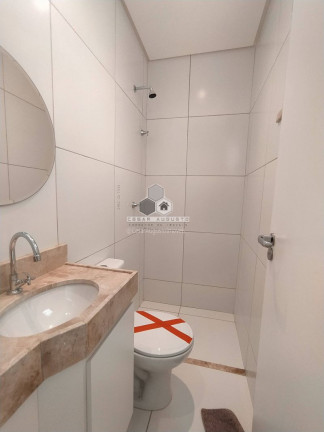 Imagem Casa de Condomínio com 3 Quartos à Venda, 92 m²
