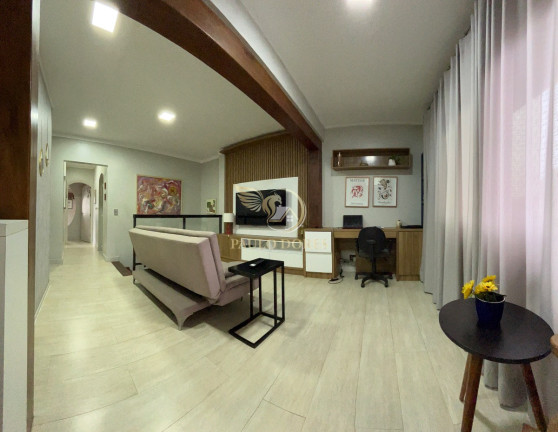 Imagem Casa com 4 Quartos à Venda, 202 m² em Centro - Ubatuba