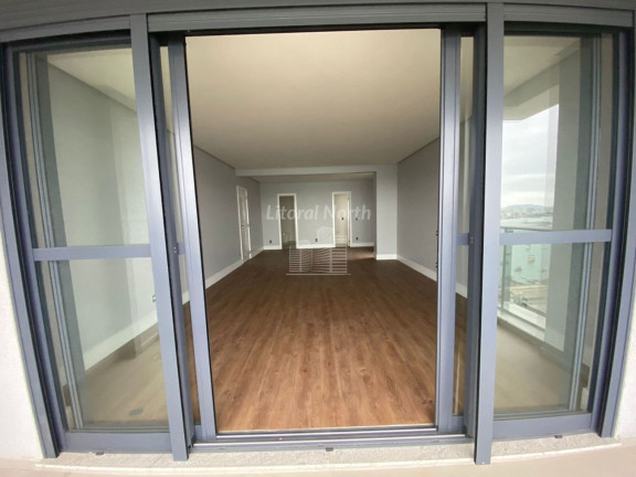 Imagem Apartamento com 4 Quartos à Venda, 322 m² em Fazenda - Itajaí Imagem Apartamento com 4 Quartos à Venda, 322 m² em Fazenda - Itajaí