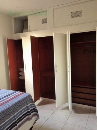Imagem Apartamento com 2 Quartos à Venda,  em Gonzaguinha - São Vicente