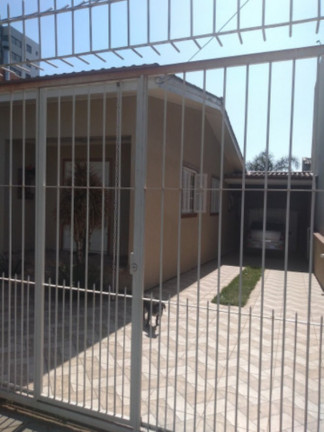 Imagem Casa com 3 Quartos à Venda, 199 m² em Jardim Itu - Porto Alegre Imagem Casa com 3 Quartos à Venda, 199 m² em Jardim Itu - Porto Alegre