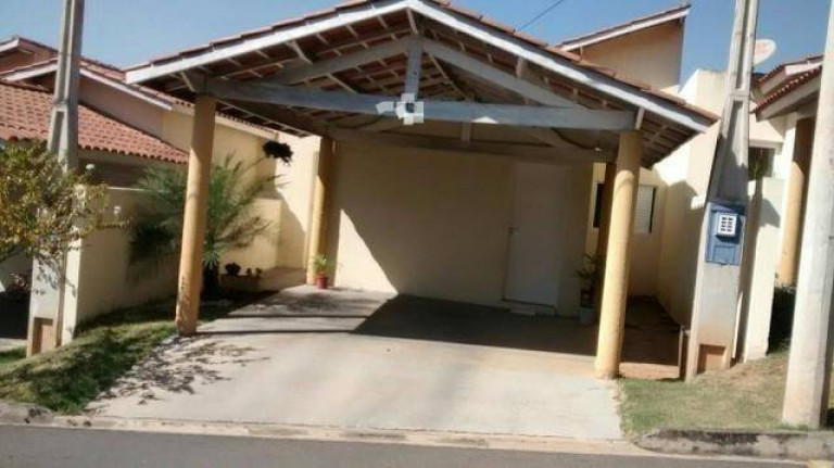 Casa com 2 Quartos à Venda, 75 m² em Caguassu - Sorocaba
