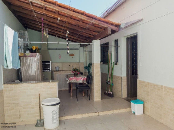 Imagem Sobrado com 4 Quartos à Venda, 202 m² em Jardim Philadélphia - Poços De Caldas