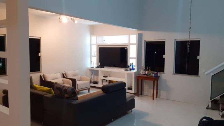 Imagem Chácara com 4 Quartos à Venda, 10 m² em Rio Das Ostras