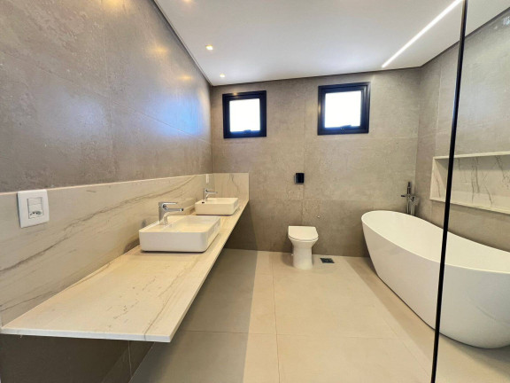 Imagem Casa com 4 Quartos à Venda, 314 m² em Jardins Bolonha - Senador Canedo Imagem Casa com 4 Quartos à Venda, 314 m² em Jardins Bolonha - Senador Canedo