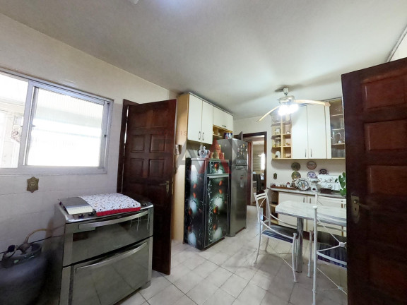 Imagem Apartamento com 2 Quartos à Venda, 237 m² em Centro - Guarapuava