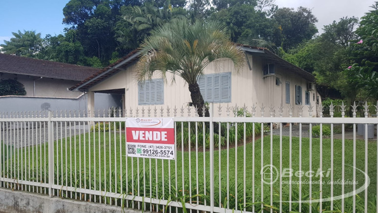 Imagem Terreno à Venda, 1.728 m² em Nova Brasília - Joinville Imagem Terreno à Venda, 1.728 m² em Nova Brasília - Joinville