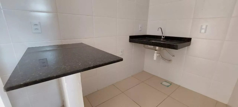 Apartamento com 1 Quarto à Venda,  em Pedrinhas - Sobral