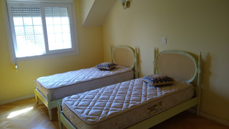 Imagem Casa com 4 Quartos à Venda, 550 m² em Vila Santista - Atibaia Imagem Casa com 4 Quartos à Venda, 550 m² em Vila Santista - Atibaia
