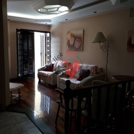 Sobrado com 4 Quartos à Venda, 224 m² em Jardim Las Vegas - Santo André