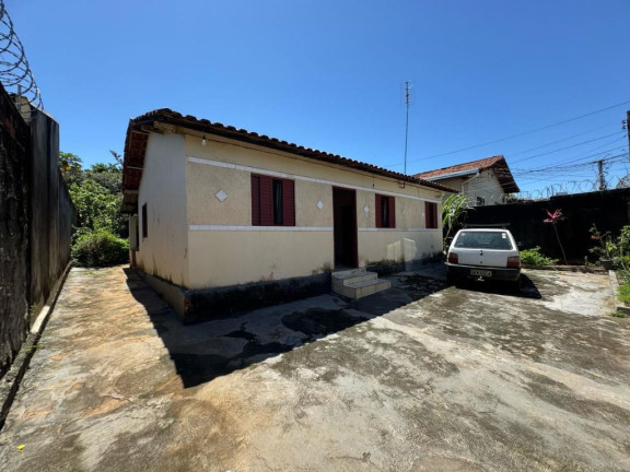 Casa com 3 Quartos à Venda, 166 m² em Jardim América - Goiânia