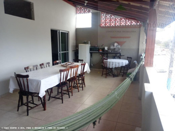 Imagem Casa com 2 Quartos à Venda, 444 m² em Monção - Taubaté Imagem Casa com 2 Quartos à Venda, 444 m² em Monção - Taubaté