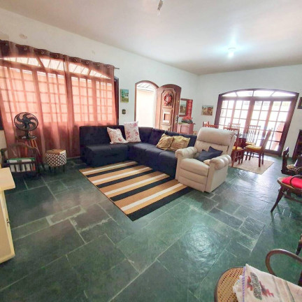Imagem Casa com 3 Quartos à Venda, 350 m² em Estância Balneária Maria Helena Novaes - Peruíbe