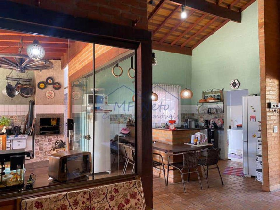 Imagem Casa com 3 Quartos à Venda, 251 m² em Jardim Rosim - Pirassununga