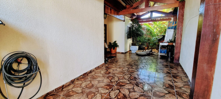 Imagem Casa com 3 Quartos à Venda, 126 m² em Parque Das Rosas - Roseira