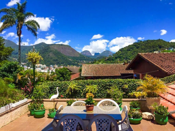 Imagem Casa com 6 Quartos à Venda, 331 m² em Araras - Teresópolis Imagem Casa com 6 Quartos à Venda, 331 m² em Araras - Teresópolis