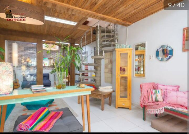 Imagem Casa com 5 Quartos à Venda, 240 m² em Moema - São Paulo Imagem Casa com 5 Quartos à Venda, 240 m² em Moema - São Paulo