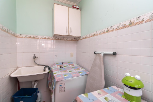 Imagem Sobrado com 3 Quartos à Venda, 248 m² em São João Clímaco - São Paulo